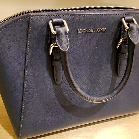 Brand New Michael Kors Bag - Picture 2 of 16
